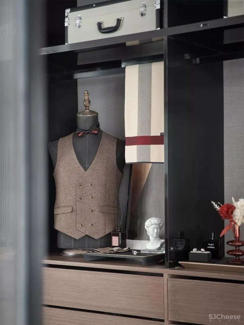 摇滚红与黑 元禾大千新作