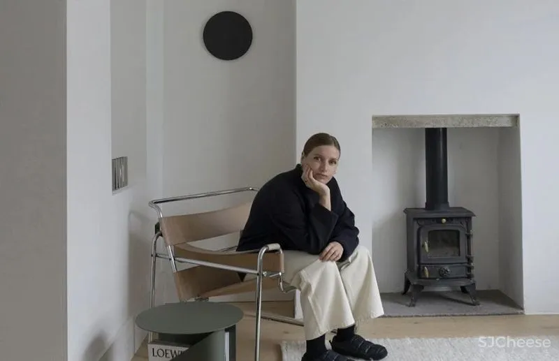 Ira Kulyk 180㎡高级灰别墅,撩人的气质