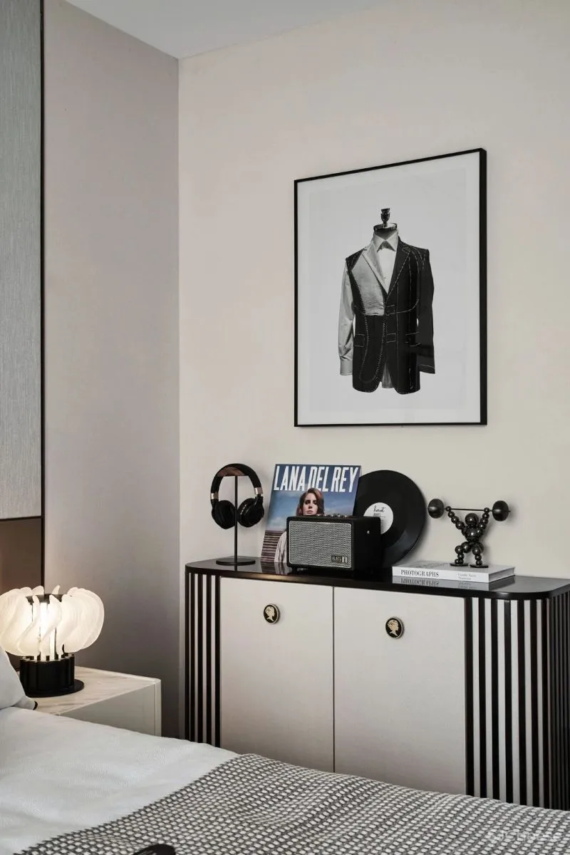 易和设计 别样漫生活 —— 港龙·紫誉华庭 （售楼处 样板间2套）