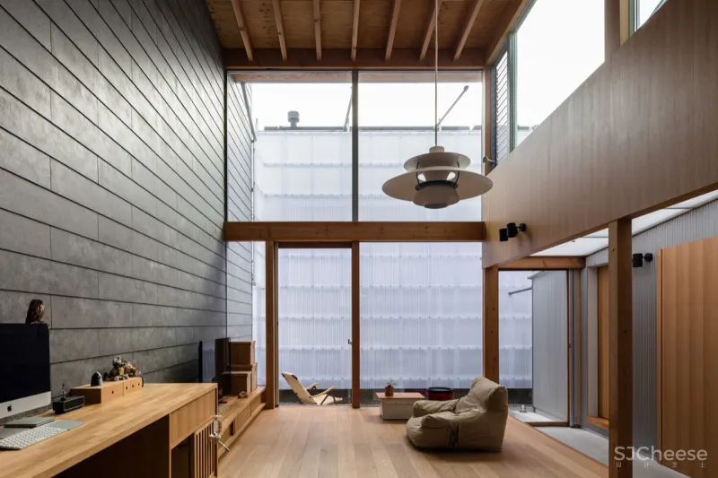 93㎡ 木结构住宅,巧妙引光入室,让家通透又明亮