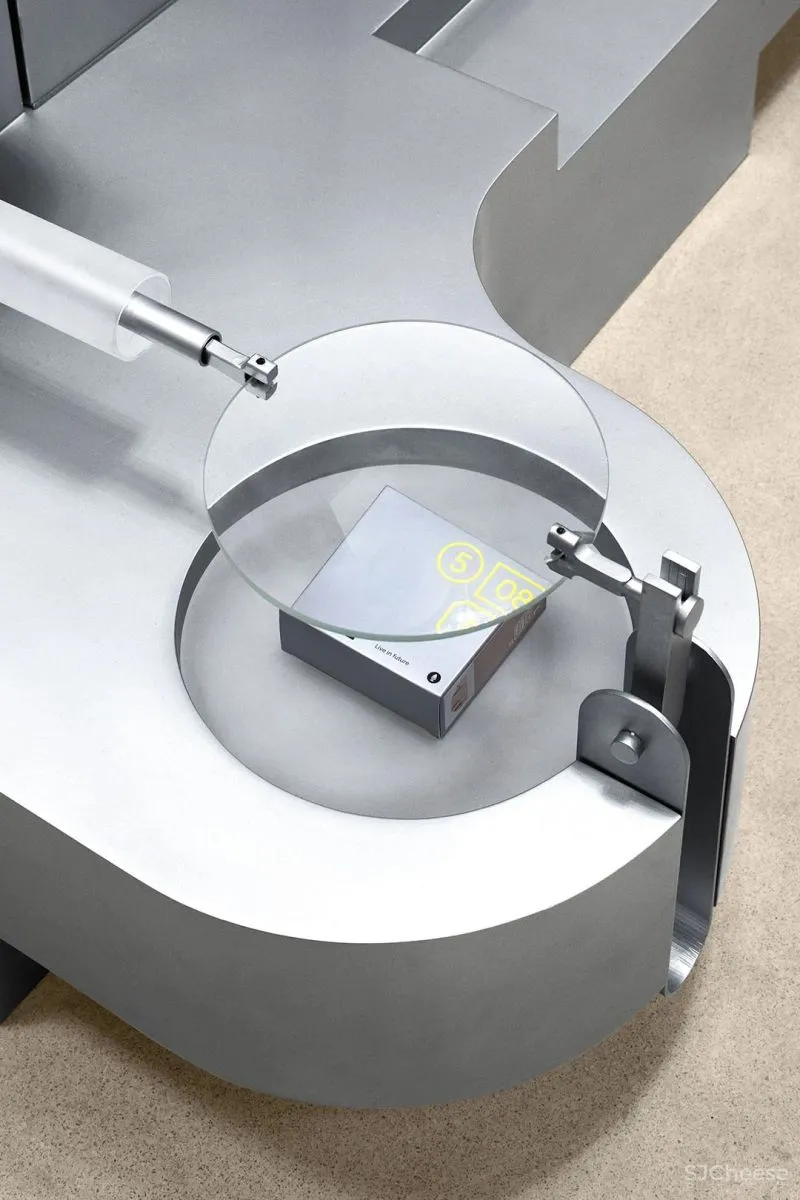 Some Thoughts 李京泽 蕉内深圳概念店,探索机械美学装置的趣味性