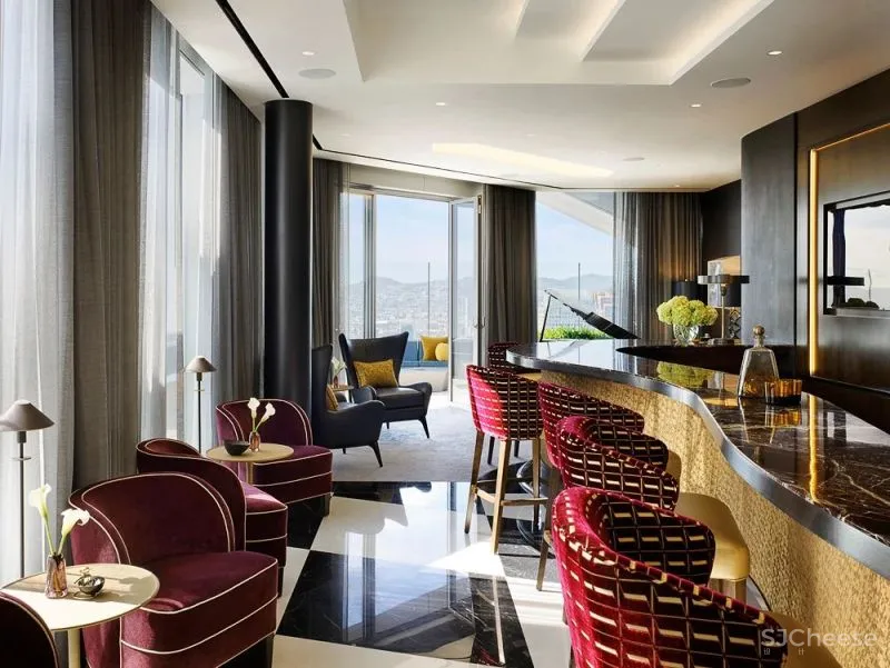 猛砸55亿打造的豪华公寓楼,内饰比别墅还奢华!