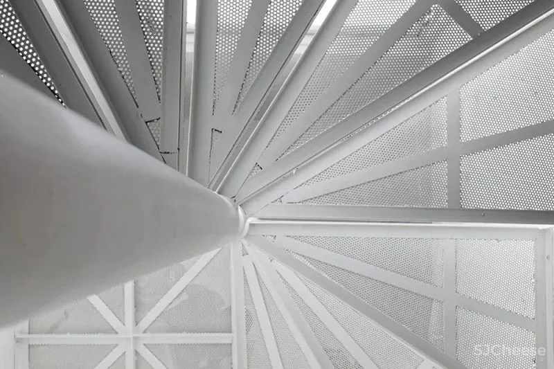 印度尼西亚，雅加达，“双胞胎”住宅 DELUTION