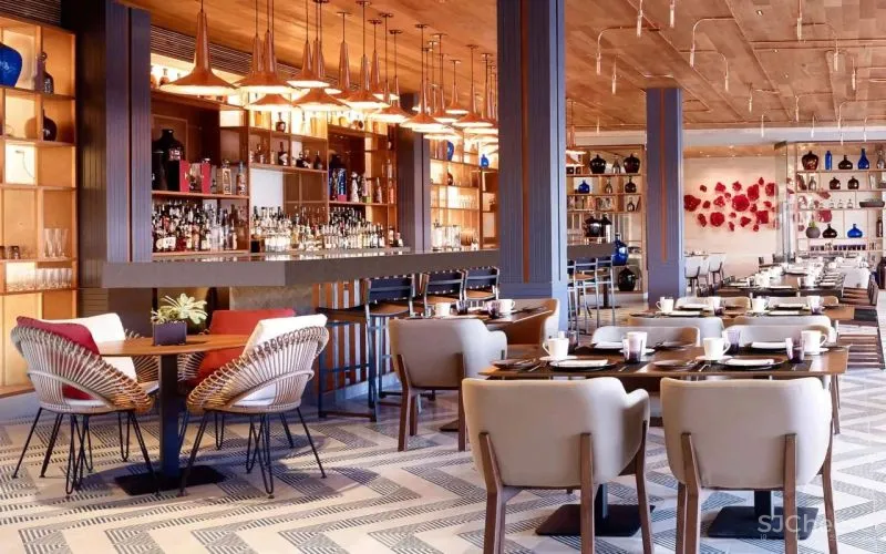 蒙太奇洛斯卡沃斯酒店