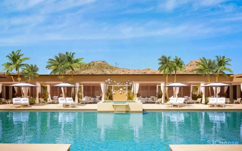 蒙太奇洛斯卡沃斯酒店