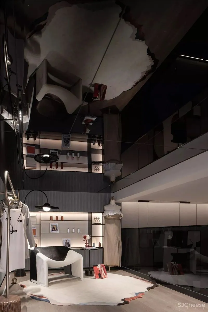 摇滚红与黑 元禾大千新作