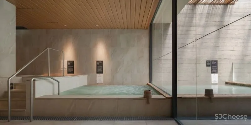 曼谷极简主义的日本美学设计闹市温泉