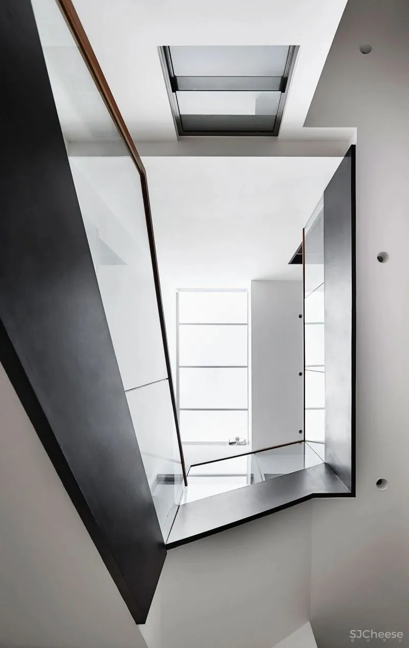 新加坡设计,简约典雅!