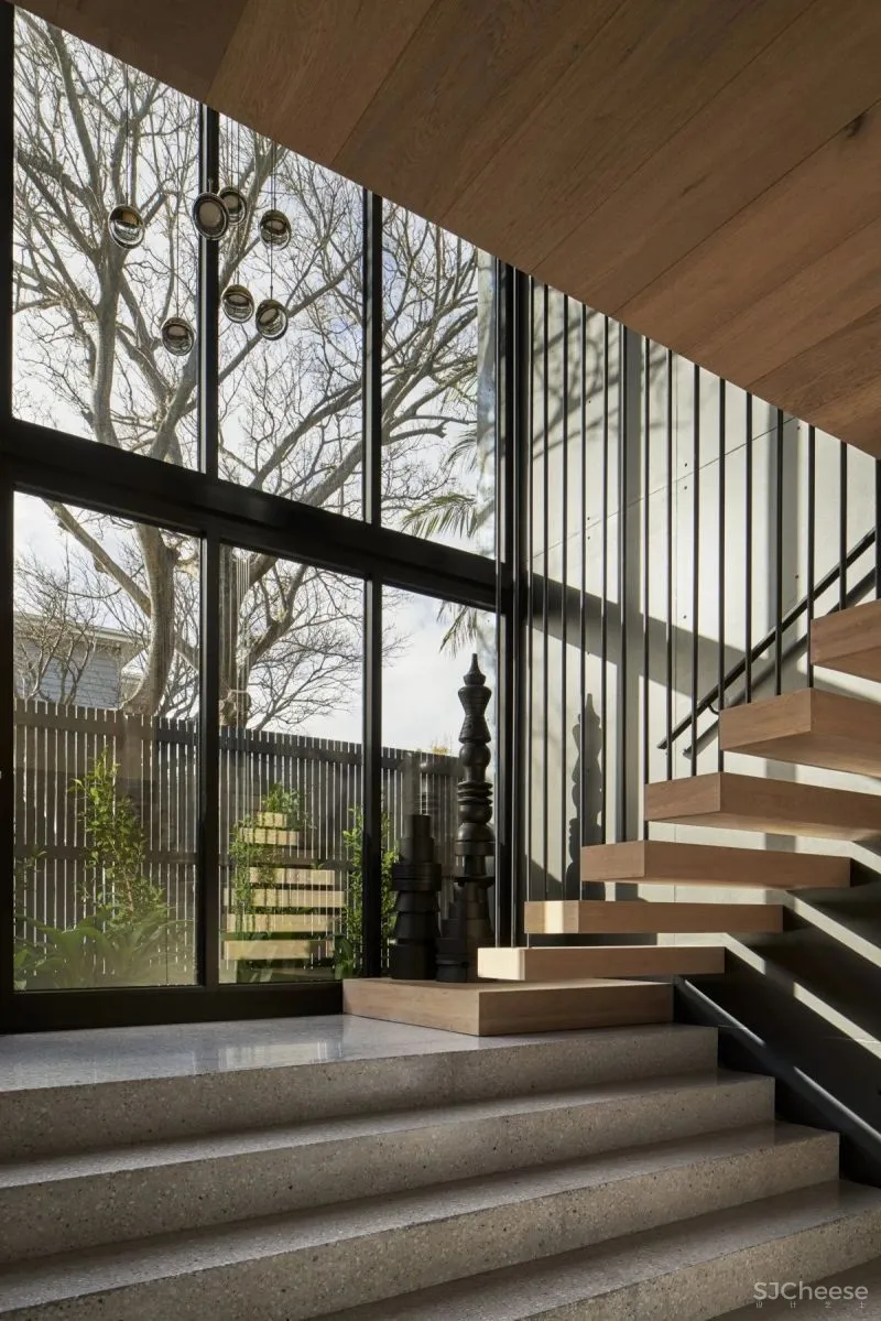 【Coy Yiontis】功能与美学的无缝衔接