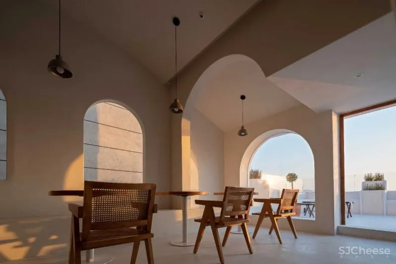 400㎡极简白咖啡馆,重塑建筑几何之美 一野设计