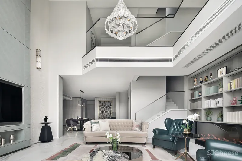 余颢凌：650㎡私人别墅，空间之境，与自然为邻！