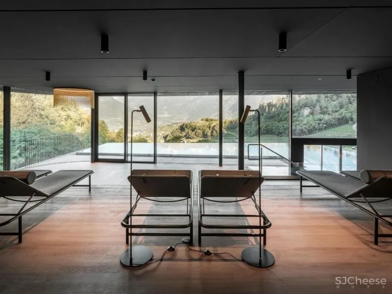 在乡下建一栋精品酒店,屋顶和农田皆有乐趣,一晚还不到千元