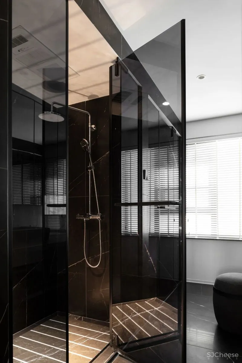 何雨晴•吴晨 × 私宅:影像中的表白