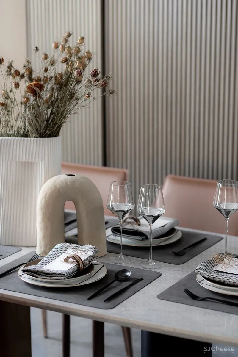 其境设计:凸显空间的自然美学,暖色调下的简洁随性!