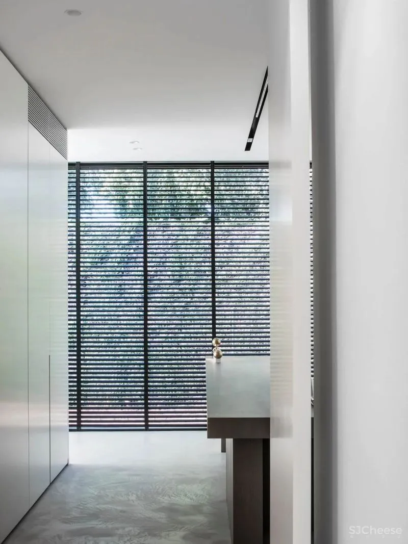 【Pieter Vanrenterghem】微妙的层次与精巧的内饰