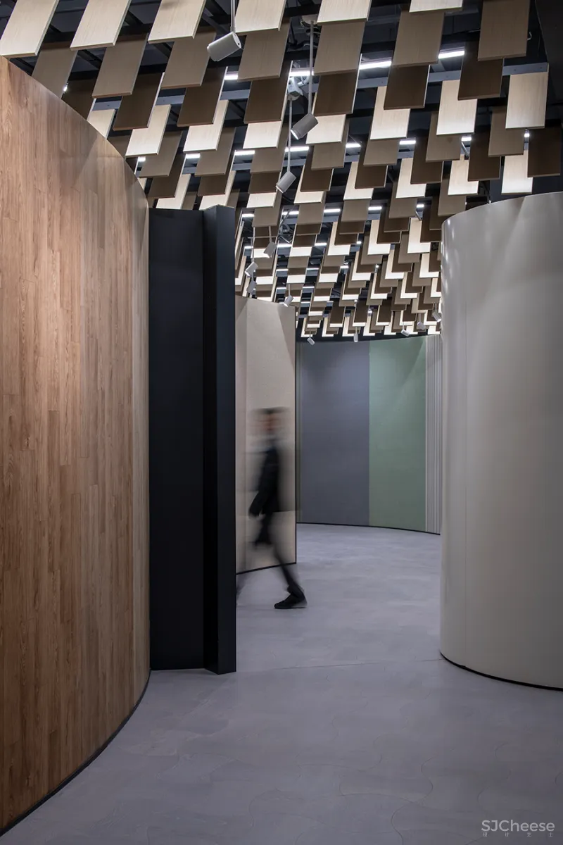 谢天 • 天梯景观|出繁入简,化情与理