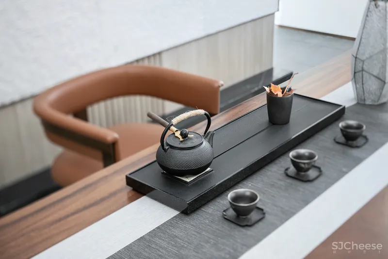 王五平:280㎡凌江跃墅,顶层艺术!