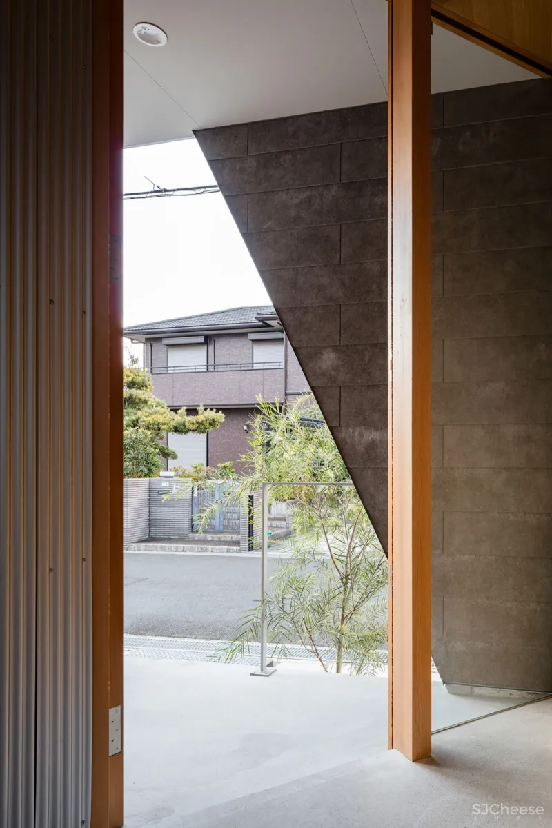 93㎡ 木结构住宅,巧妙引光入室,让家通透又明亮