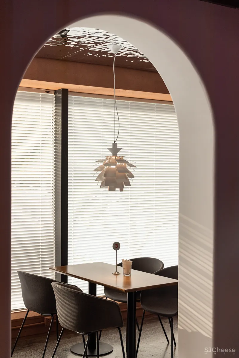 【新作】LIP 餐吧