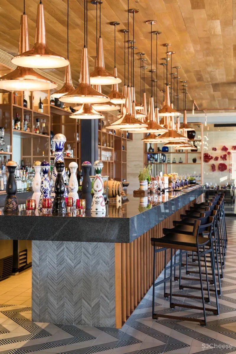 蒙太奇洛斯卡沃斯酒店