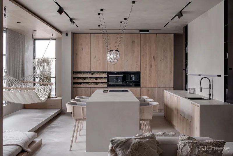 低调轻雅的顶层复式，住出另一种豪宅范！