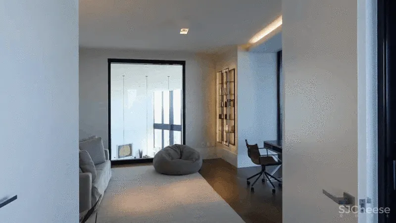 保时捷1000多平海景房，一家三口住，太奢侈了！