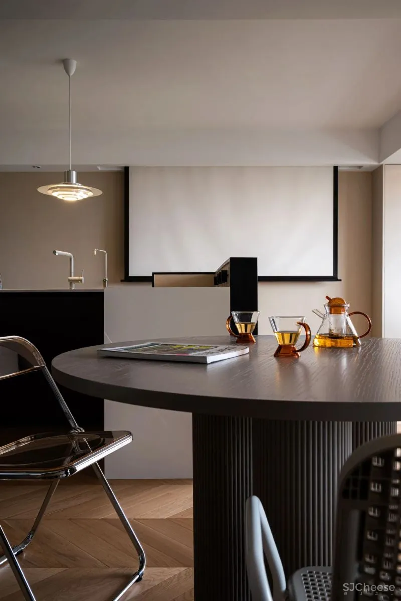 117㎡普通户型“重生”,4米大岛台、投影、收纳...美到认不出!