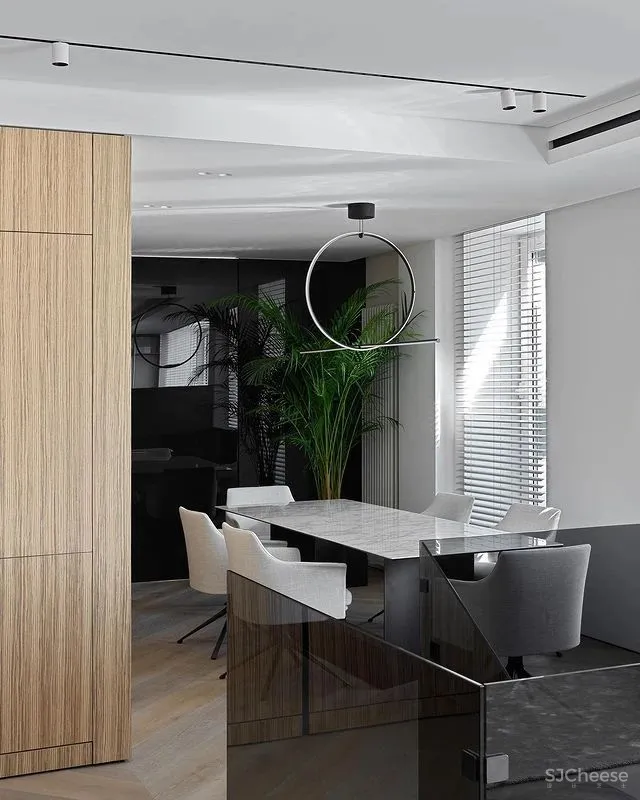 338m²顶层复式,艺术豪宅!