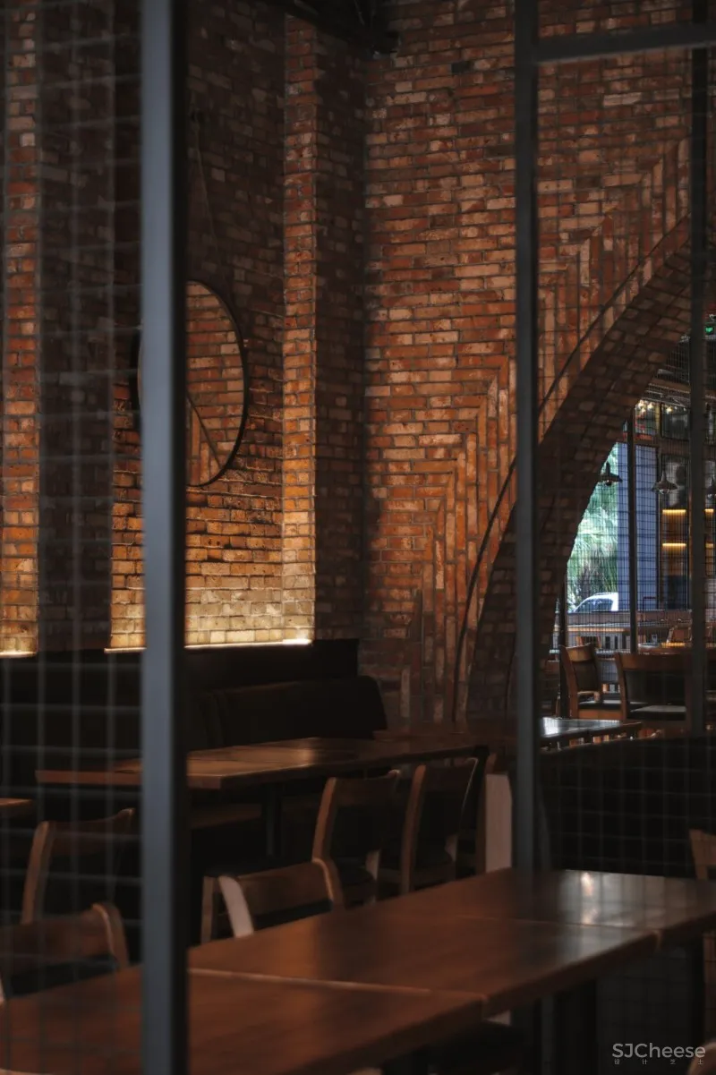 博 想象能力新作 | 酒精的海天盛筵