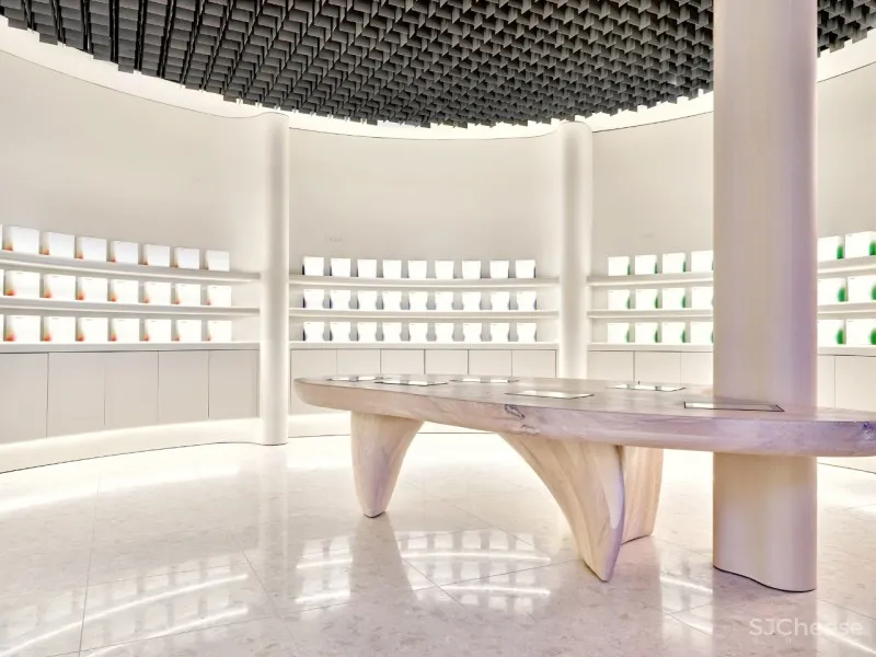 Pharmacy 一场沉浸式艺术零售之旅