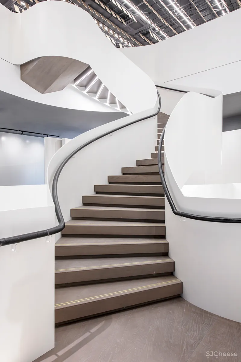 谢天 • 天梯景观|出繁入简,化情与理