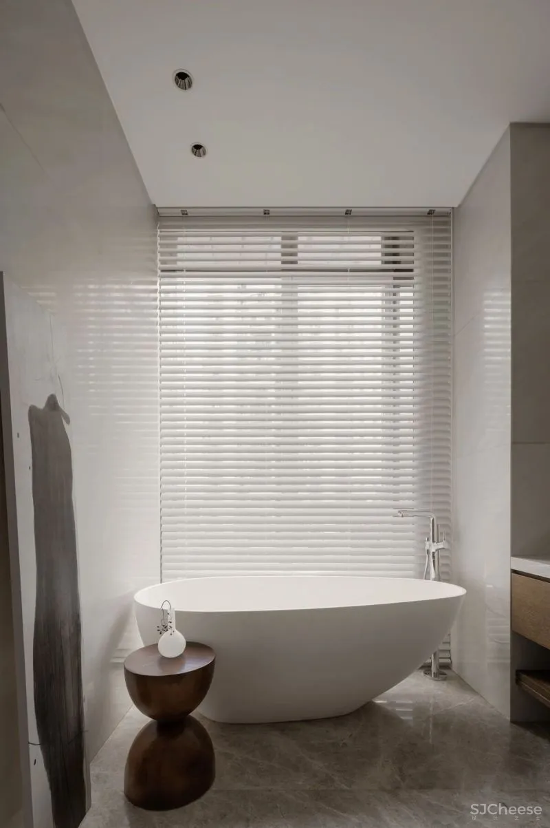 光魅 唐忠汉新作