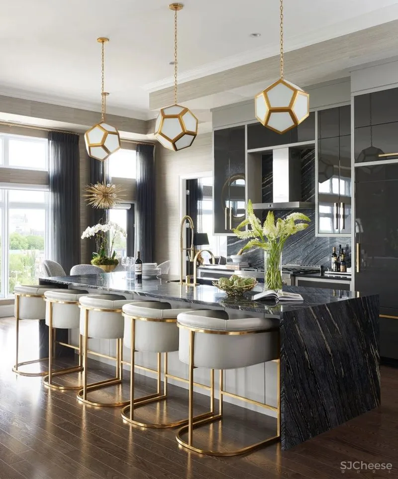 Atmosphere-融合了传统与现代风格的加拿大“风格之王”