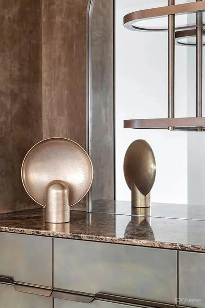 Alexandra Brown 新作 当代折衷主义美学