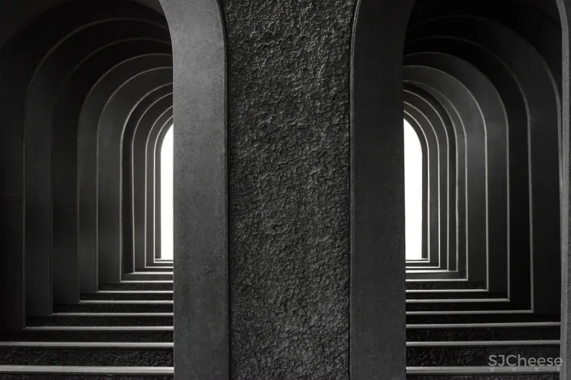 带阿斯顿马丁套房的公寓，样板房公开，高级黑才有这么酷酷的高级感