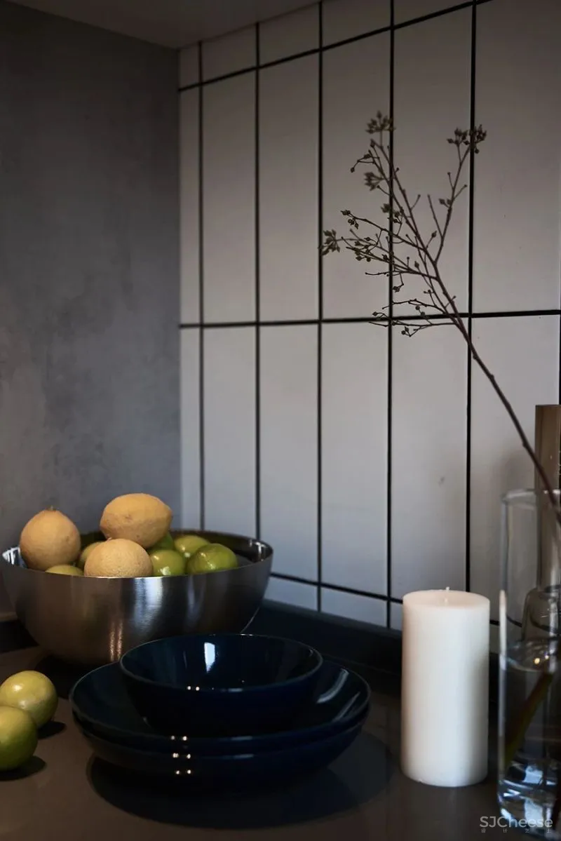 看完暗黑系工业风,其它风都“过时”了?