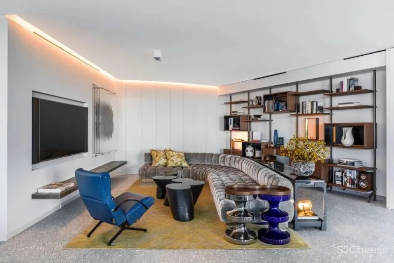 保时捷1000多平海景房，一家三口住，太奢侈了！