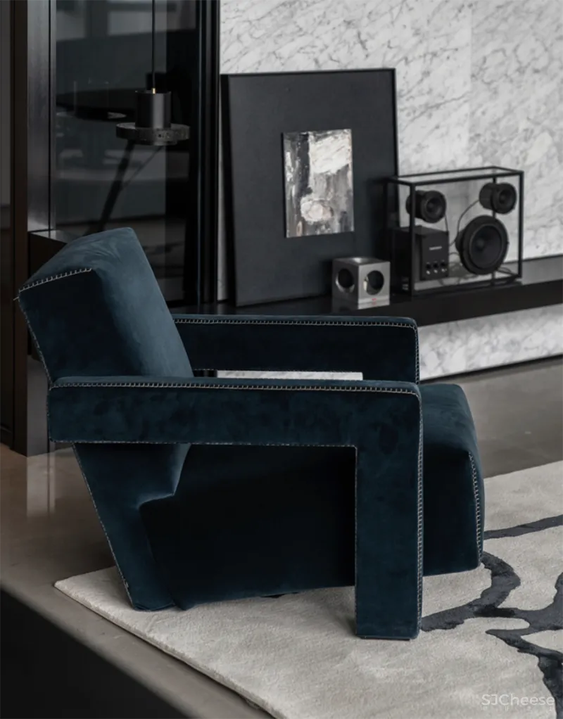 木维设计 • 王星|重色系独居私宅