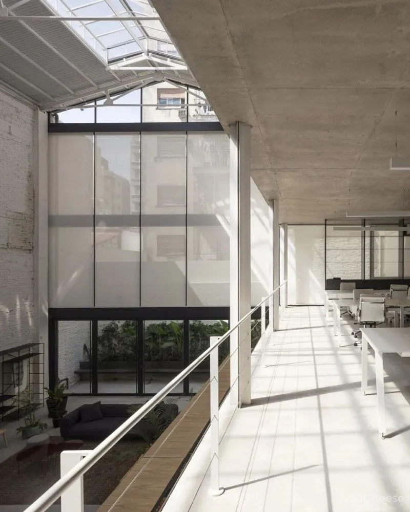 新作 开放式平面优化工作模式 Soler 4733办公室 Ana Sol Smud