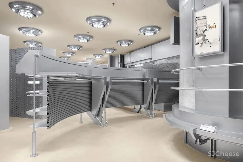 Some Thoughts 李京泽 蕉内深圳概念店,探索机械美学装置的趣味性