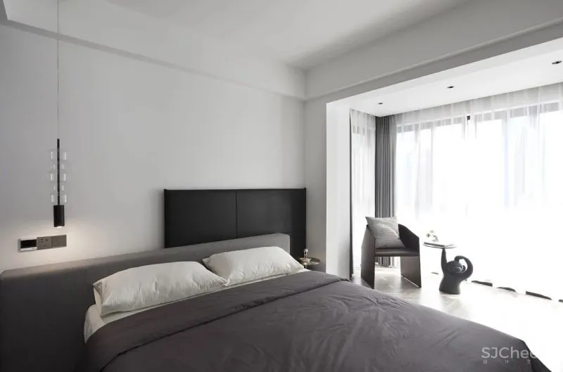 黑暗里的温和纯粹,回归空间的素净情怀 墨然设计