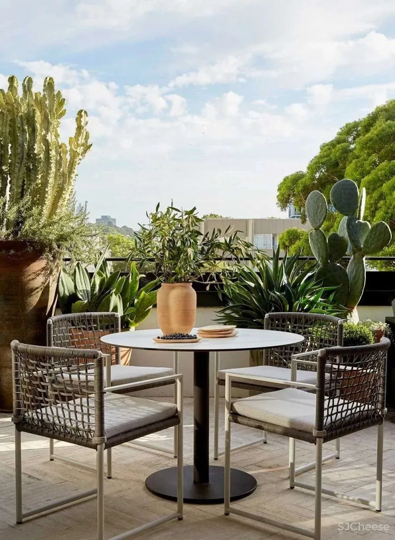 求求你不要再往阳台上挂裤衩了！这样装不香吗？