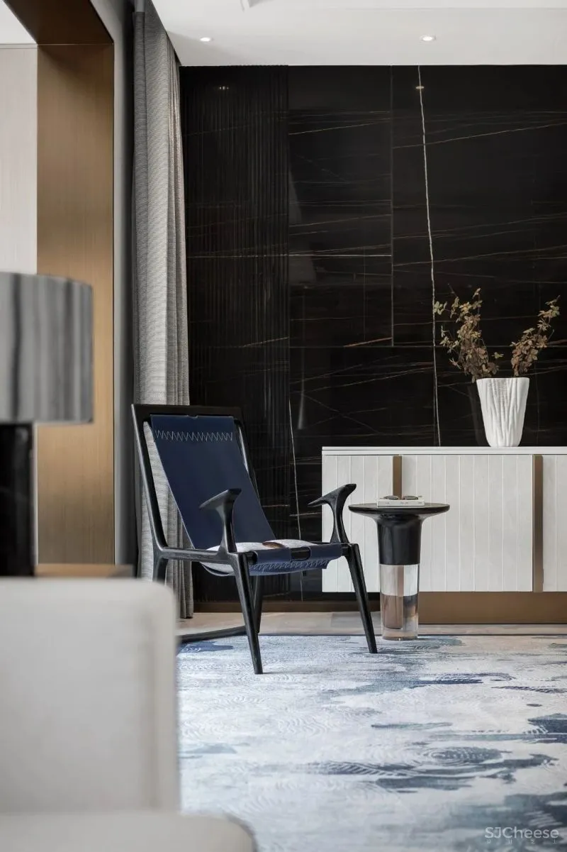 恰到好处的境调:一种态度,两种轻奢 上海岳蒙