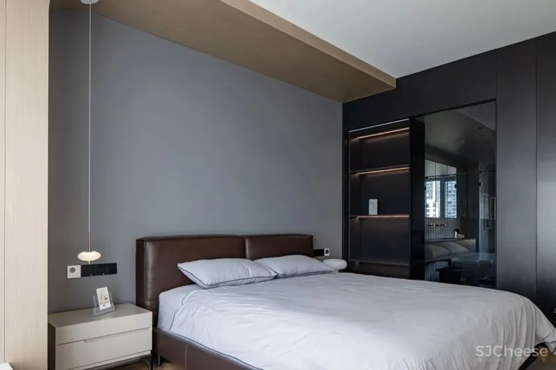 黄铜、石材、藤编，温暖自然的大平层设计丨木桃盒子