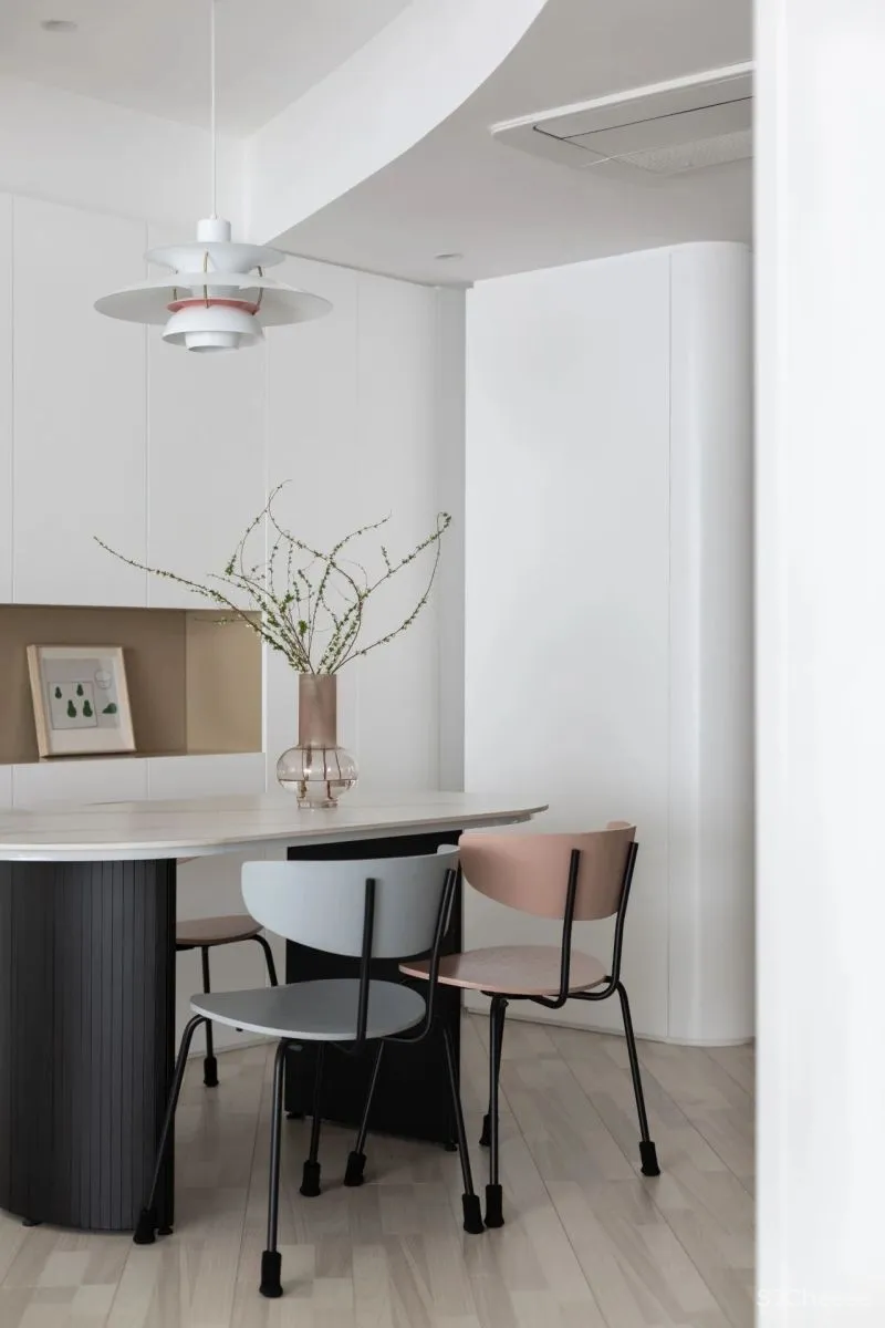 两道弧线串联起来的家，重新定义功能 理居设计