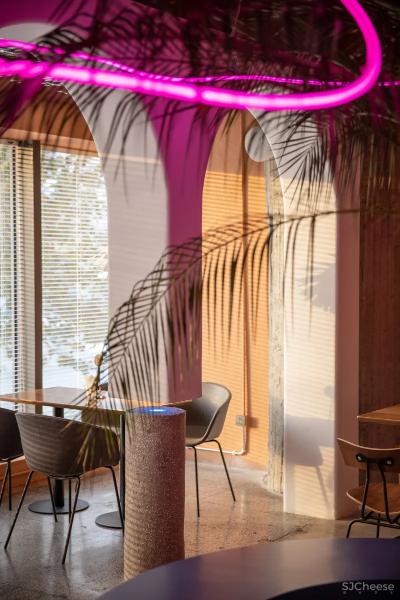 【新作】LIP 餐吧