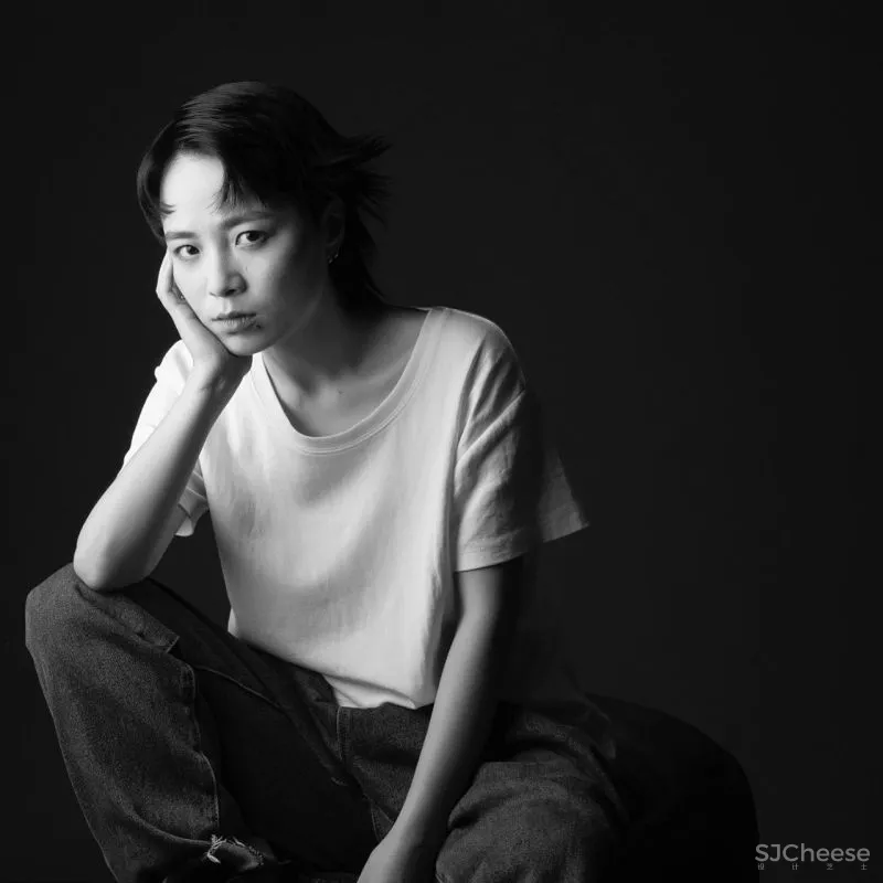 400㎡极简白咖啡馆,重塑建筑几何之美 一野设计