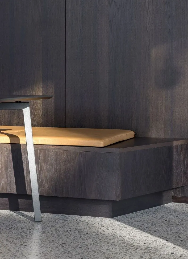 嘉士伯新总部大楼,可回收的黄铜外立面,示范了真正可持续理念!