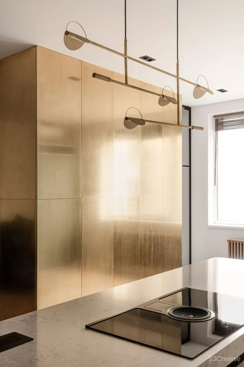 一间62平米的公寓,却有着餐厅般的梦幻美丽,你以为的新鲜感,却是它的日常