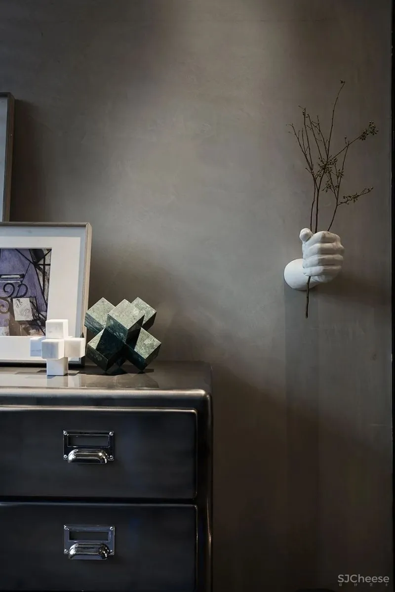 看完暗黑系工业风,其它风都“过时”了?